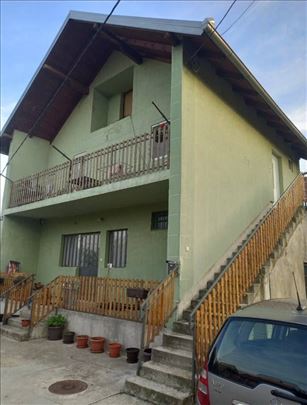 Uknjizena kuća u Borči