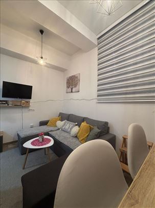 Garsonjera 20m2 kod OŠ Popinski Borci