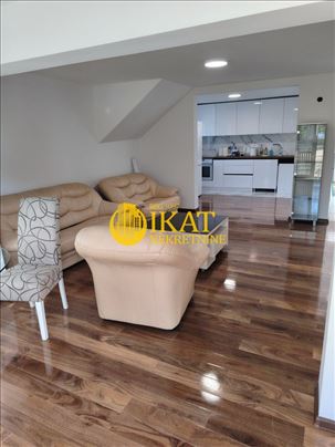 Perlez, Lux kuća 100m2 na placu 15 ari, kompletno