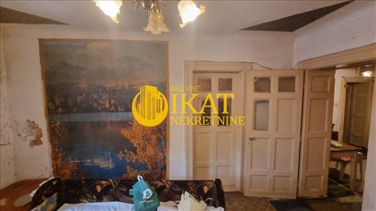 Retka prilika, Stari grad, strogi centar, 40m2