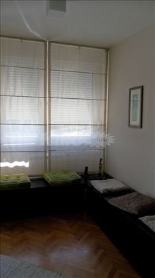 Dugorocno izdavanje, Novi Beograd Hyatt, 21 Blok