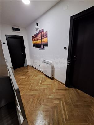Vlasnik.Nov Lux Izuzetan stan