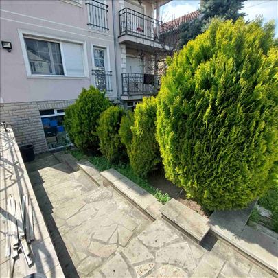 Jovana Boškovića, 154m2(360m2), 7.0, 1/3, uknj