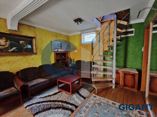 Lipov lad, 160m2, stan u kući