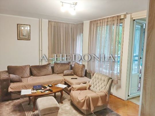 Nova Galenika, renoviran, adaptibilan 2.0 stan