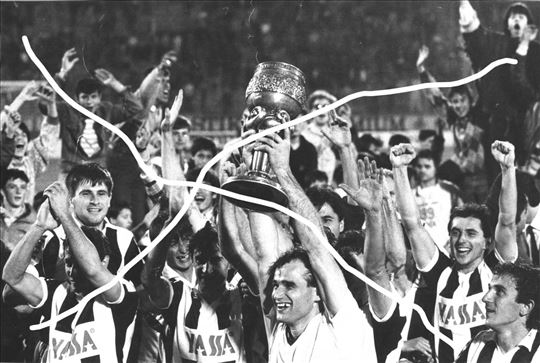 original fotografija Fk Partizan ,pobednik kupa 19