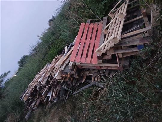 Daske Gredice Palete za Ogrev