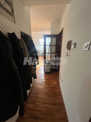 HITNA prodaja stana - 88m² - centar zemuna, glavna