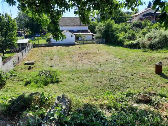 Plac zemljište Barajevo 9 ari 