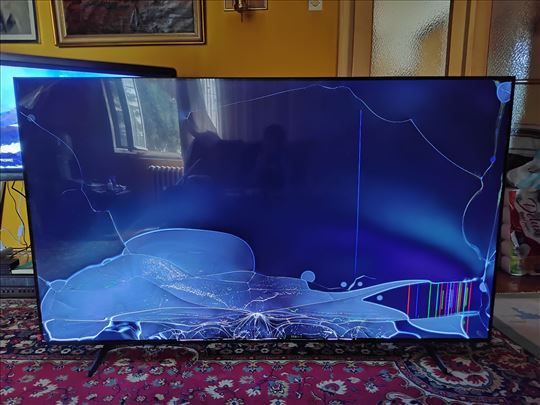 Samsung UE75DU7172UXXH - FABRIČKI NOV, polomljen u