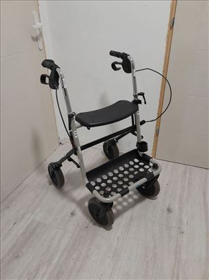 Hodalica rolator Invacare kao Nova