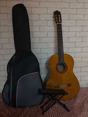 Klasična gitara Yamaha C70 + oprema