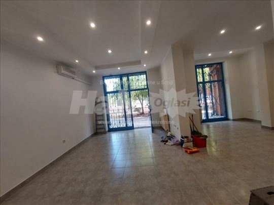 Lokal na Savini-(N. naselje) 43 m2