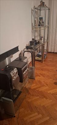 Staklena vitrina, komoda za tv i polica