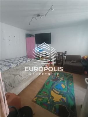 1.5 funkcionalan stan, uknjižen ID#10375