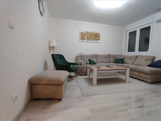 Bežanijska Kosa 1, 59m2 +10m2 renoviran
