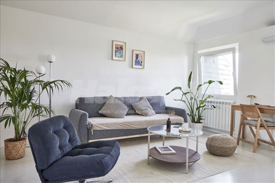 Forest View Apartment