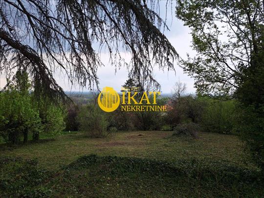 Grocka, Brestovik plac 9 ari sa objektom od 80m2