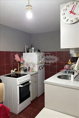 Izdavanje stana na Banovom Brdu