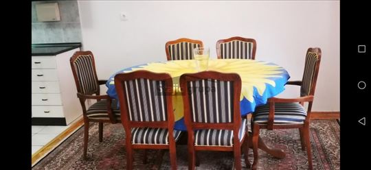 Kej Radoja Dakića, namešten stan