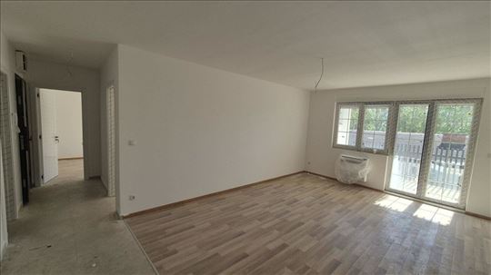 Loznica, Stan, 2.5, 67m2