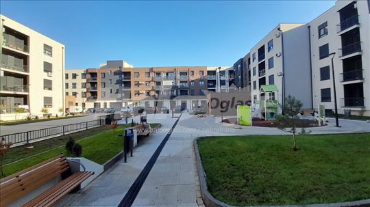 Petefi Šandora nov useljiv stan sa garažom