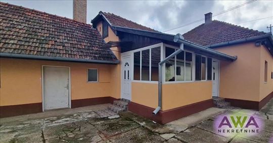 Sombor – Selenča, kuća 119 m² + dodatni stambeni p