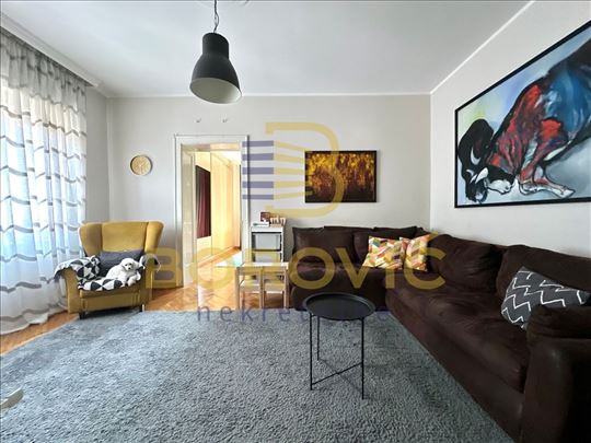 Crveni krst, 61m2