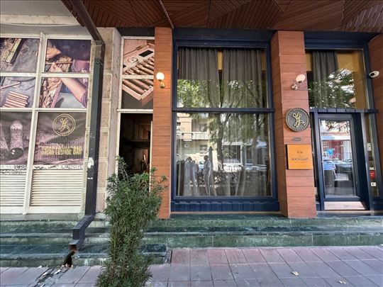 Gornji Dorćol ulični lokal kod Kalemegdana