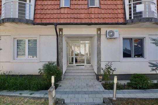 PROMO,uknjižen,54m2 sa parking mestom,Miljakovac