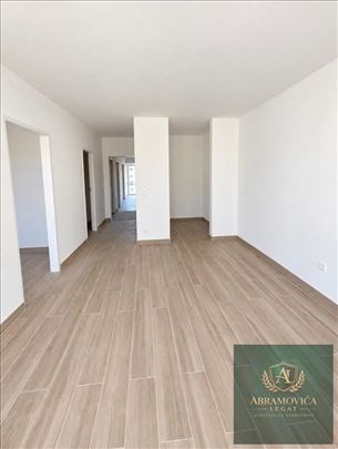 Dvosoban stan u Starim Banovcima, 49.37 m²