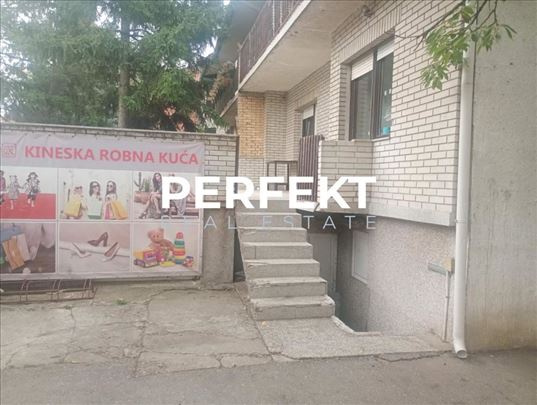 Misa trosoban, prazan, 88m2, prizemlje