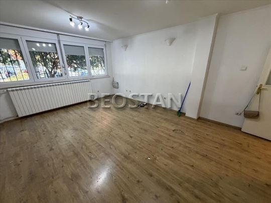 Novi Beograd - Blok 21 #69221