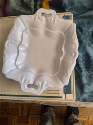 Posluzavnik, porcelan, 30/26.5 cm, preko 100 godin