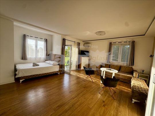 Izdavanje Surcin Ledine