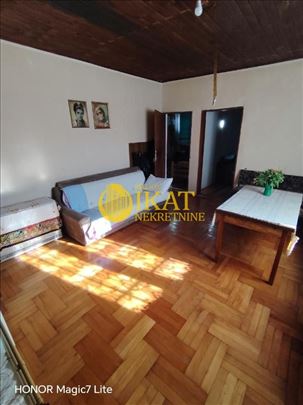 Palilula, Jabučki rit, stan u kući 41m2 + 12m2 dod