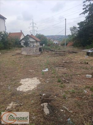 Plac uz sam Smederevski put-front 36m