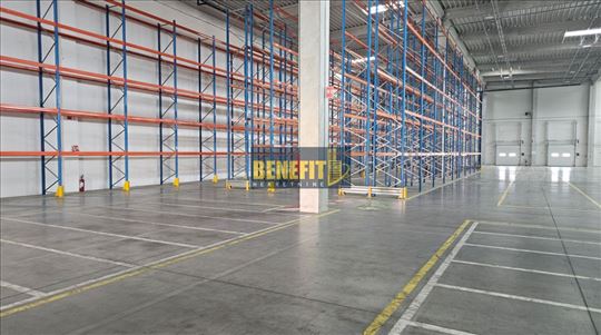 Šimanovci- magacin 11.500m2 + kancelarije 1.200m2