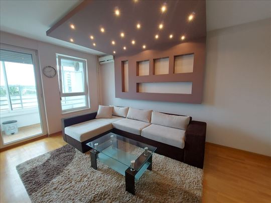Novi Beograd - Belville, 1,5 s, 52 m2, garaža
