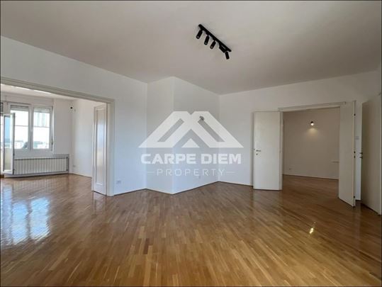Terazije, izuzetna lokacija i pogled, 160m2