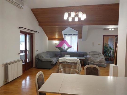 Voždovac, Mosorska, lux 3.0 stan u porodičnoj kući