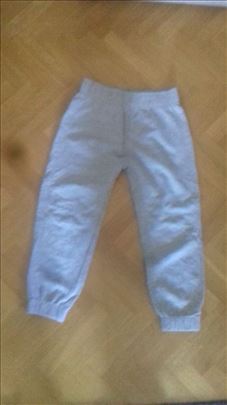 Donji deo za 5-6 g. 116 cm