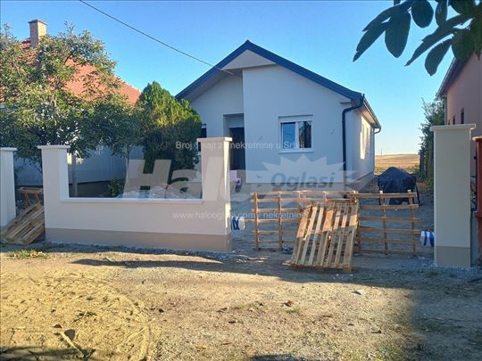 Potpuno nova kuća u Opovu, ključ u ruke