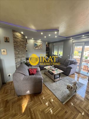 Odličan četvorosoban dupleks u Batajnici 110m2 