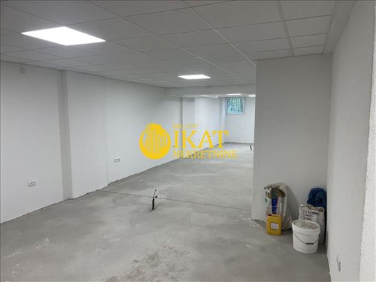 Trošarina, Voždovac 82m2, poslovni prostor