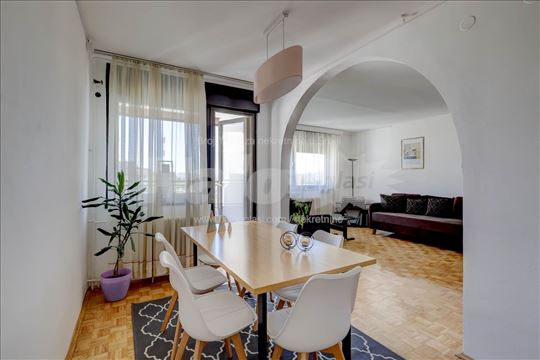 Dorcol - 25.maj, Dunav i Linijski park- trosoban