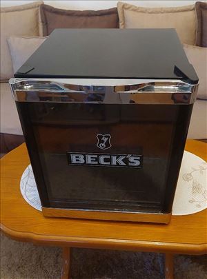 Mini Frižider/Vitrina BECKS