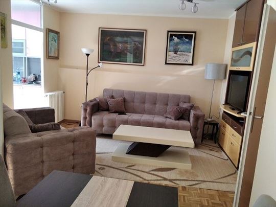 Zemun, Prve pruge, 1.5-45 m2, T, namešten
