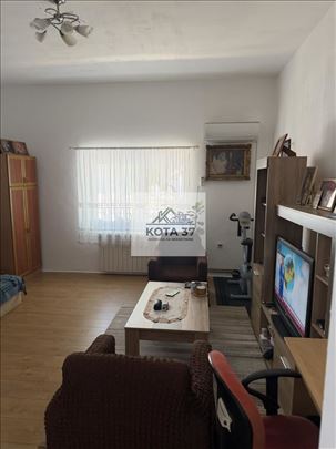 Boljevci, centar, stan 101m2