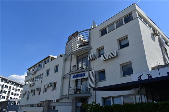 Cara Dušana Zemun kancelarija 216m2